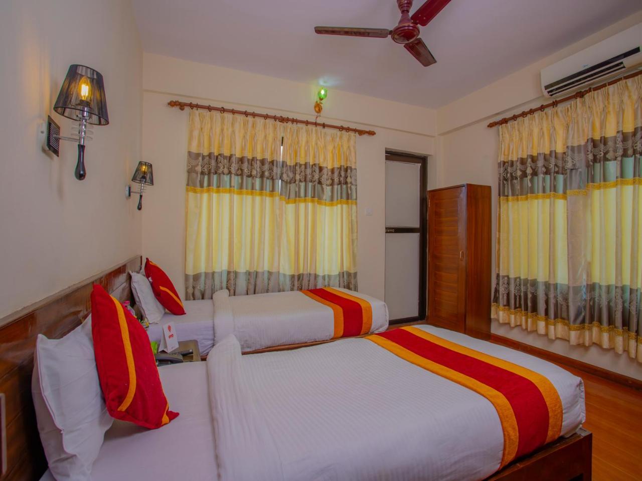 Hotel Garuda Inn Ποκάρα Εξωτερικό φωτογραφία